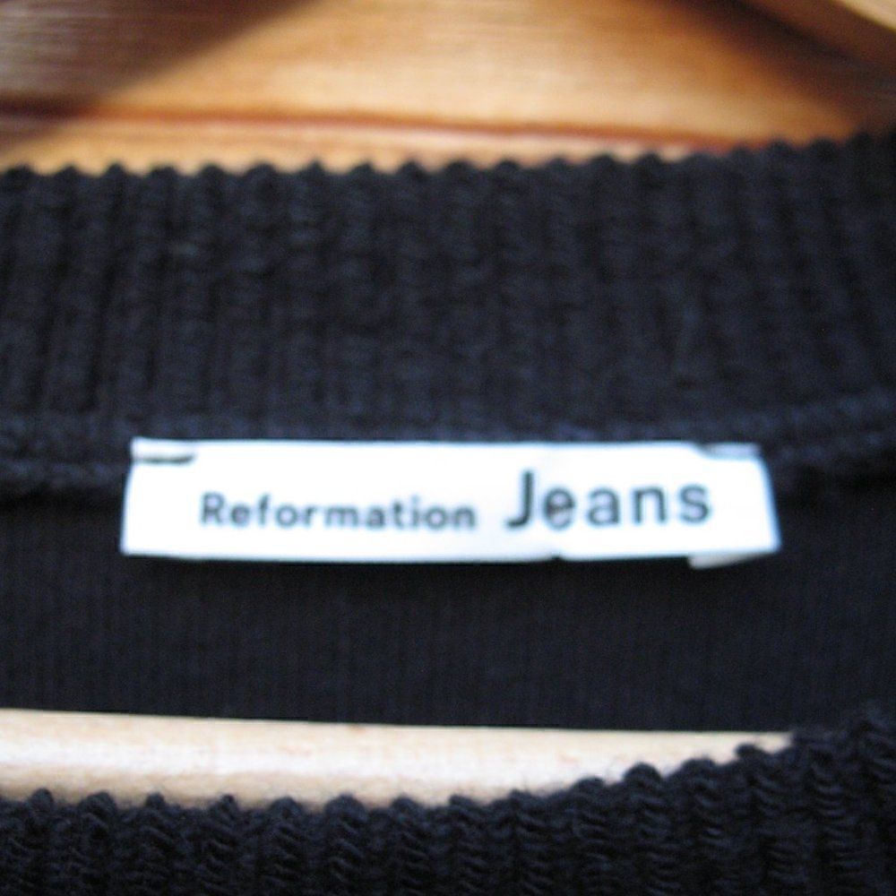 NWT Reformation Cropped Ribbed Pullover Top - Picture 9 of 10